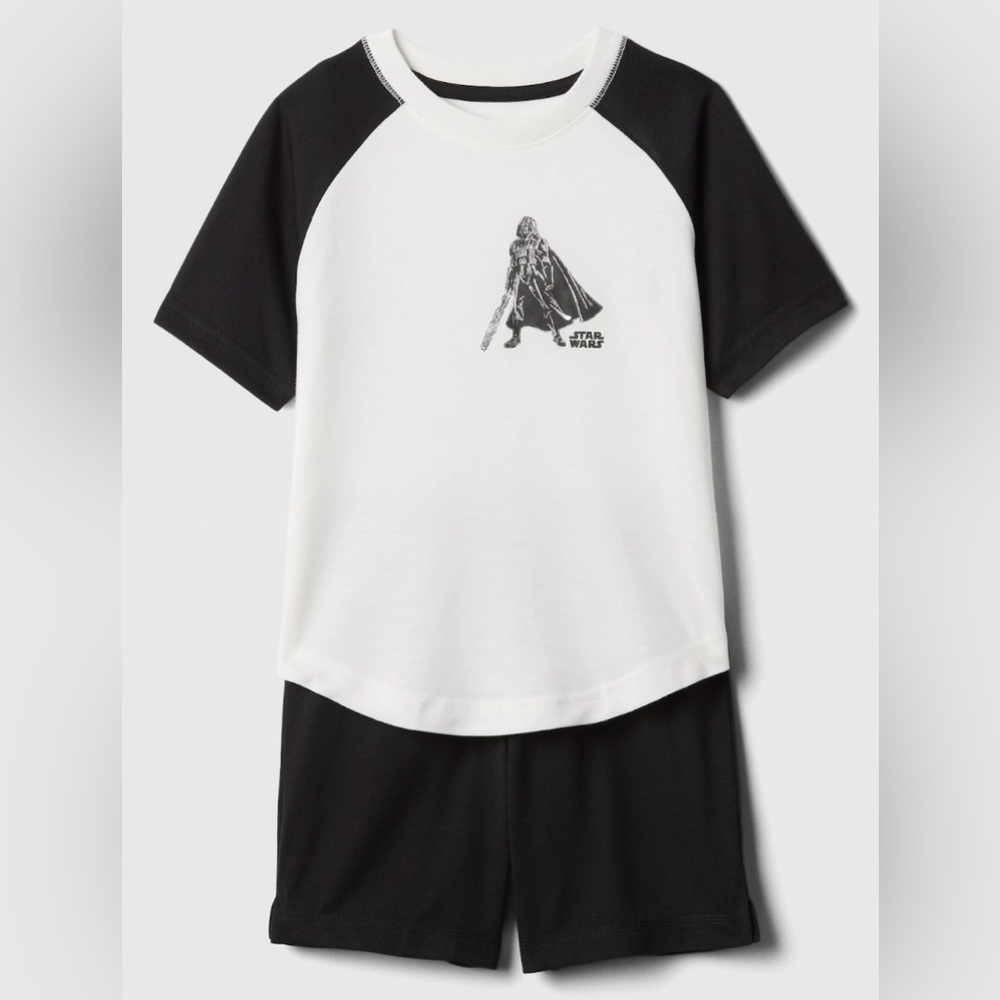 GapKids | Star Wars™ 100% Recycled PJ Set